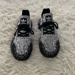 Adidas swift run shoes